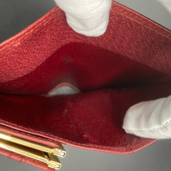 Valentino Garavani Red Kisslock Coin Pouch Snap Closure Wallet - Picture 16 of 17